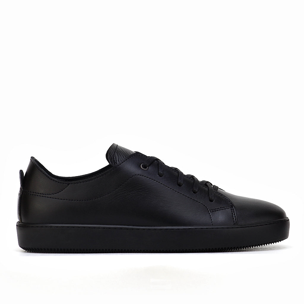 041 Chaussure Sneaker Homme en cuir noir