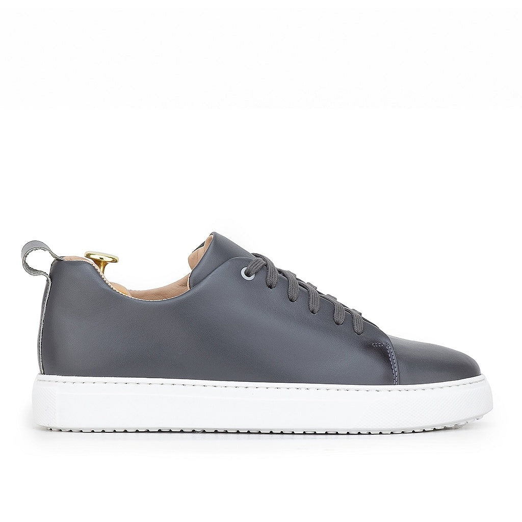 01000 Chaussure Sneaker Homme en cuir gris