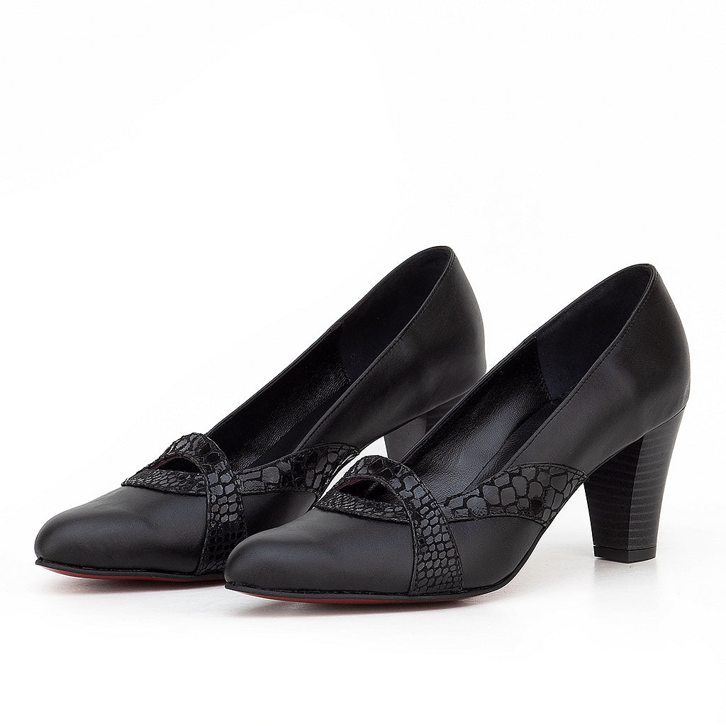 0626 chaussure femmes en cuir noir