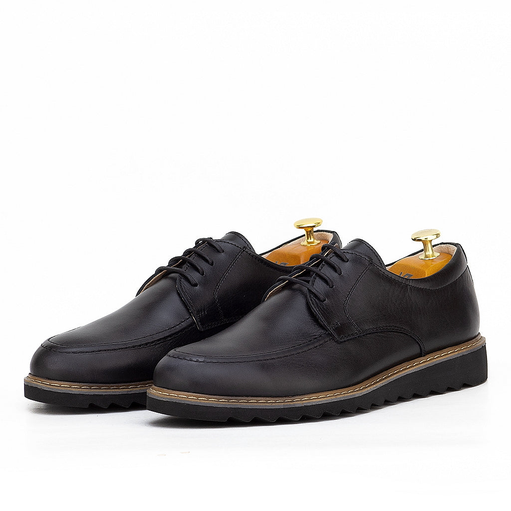044 Chaussures Homme en cuir noir