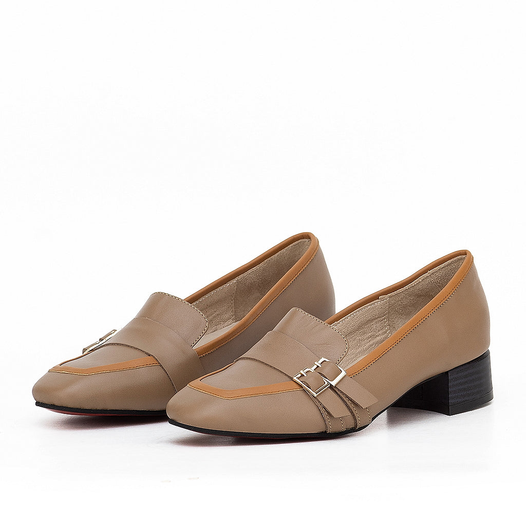 0622 chaussure femmes en cuir sable