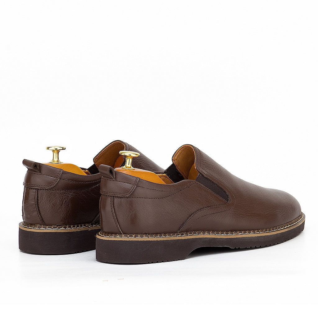 0131 chaussure confort en cuir marron