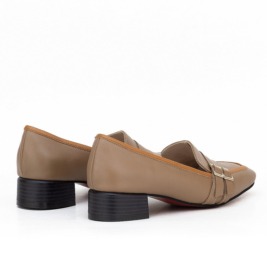 0622 chaussure femmes en cuir sable