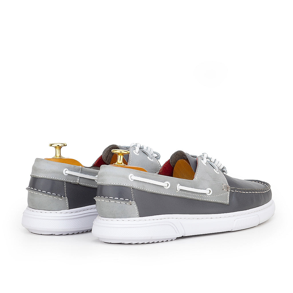0187e chaussure boat homme en cuir gris