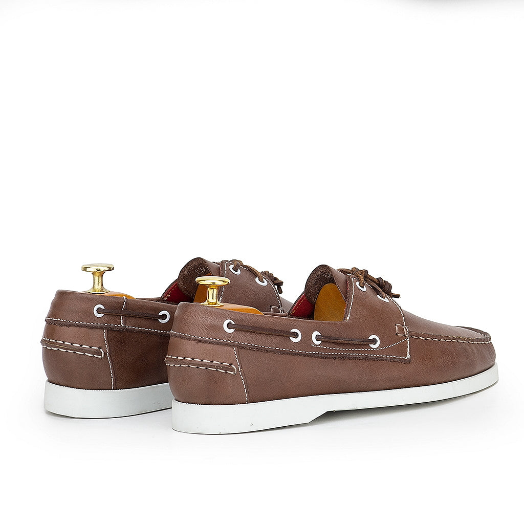 0187 chaussure boat homme en cuir marron