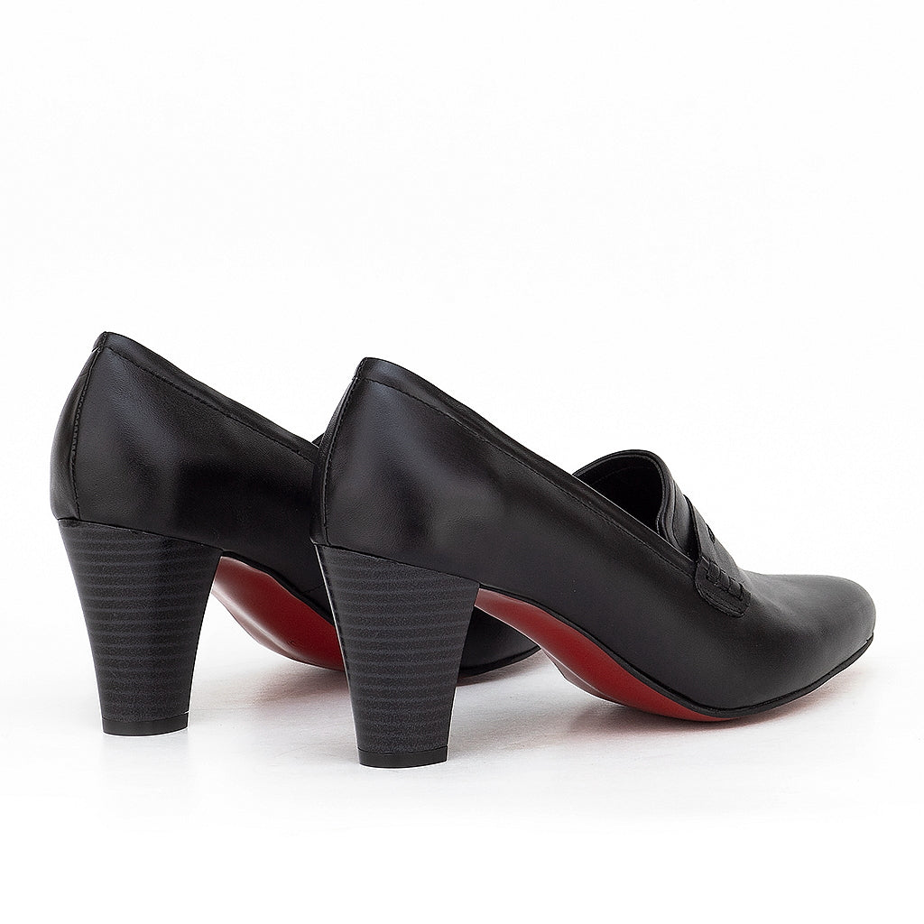 0520 chaussure femmes en cuir noir