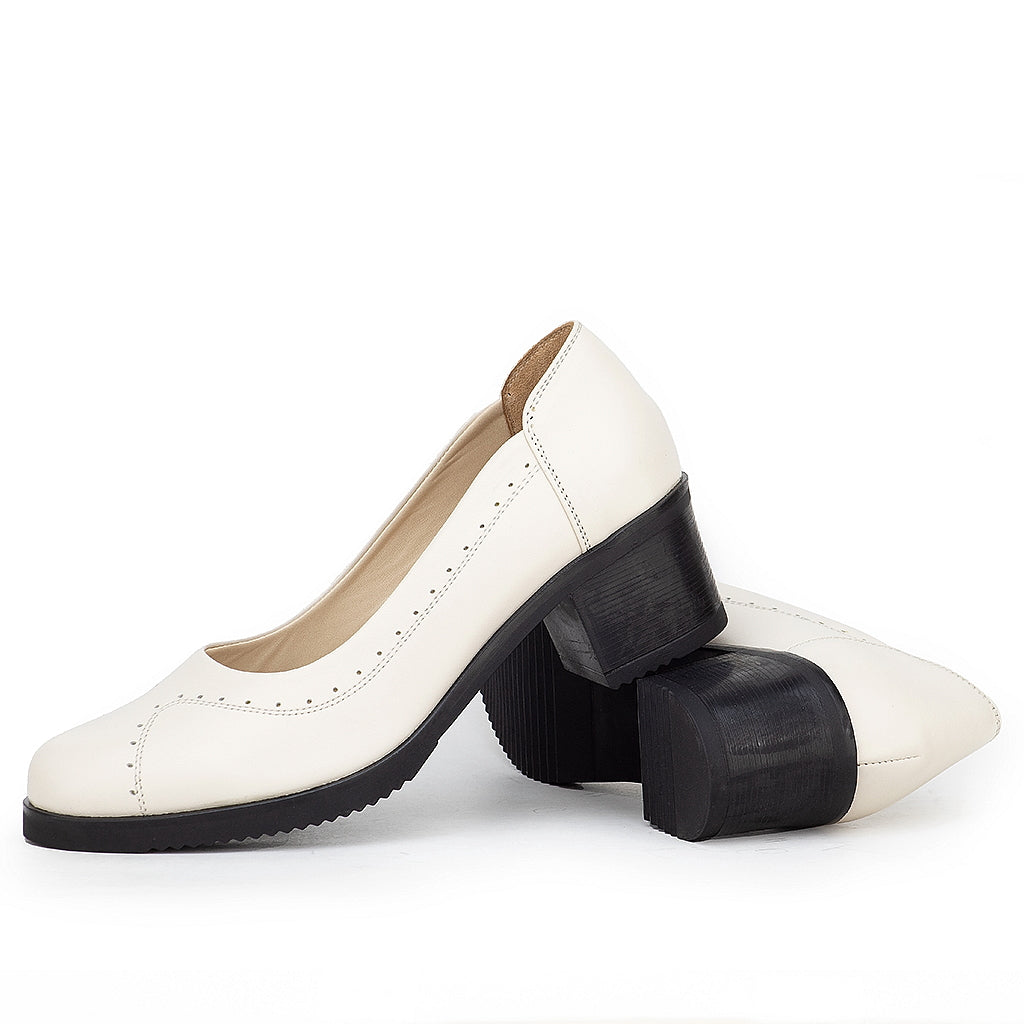 0124 CHAUSSURE EN CUIR biege FEMME