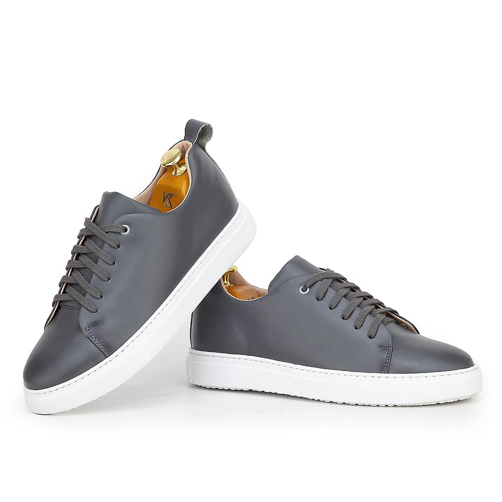 01000 Chaussure Sneaker Homme en cuir gris