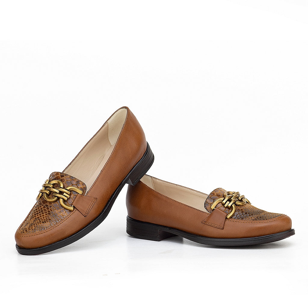 0602 chaussure femmes en cuir tabac