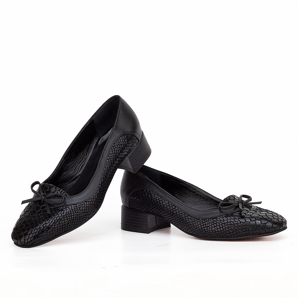0576 chaussure femmes en cuir noir