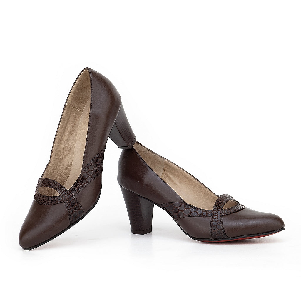 0626 chaussure femmes en cuir marron