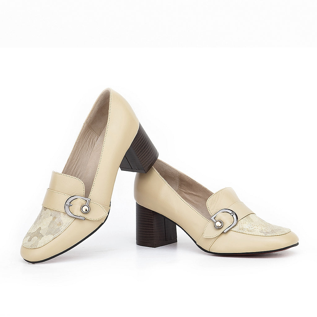 0606 chaussure femmes en cuir biege