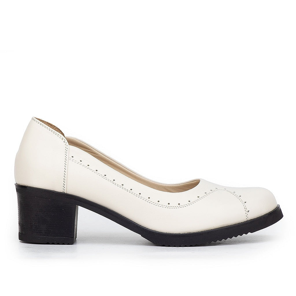 0124 CHAUSSURE EN CUIR biege FEMME