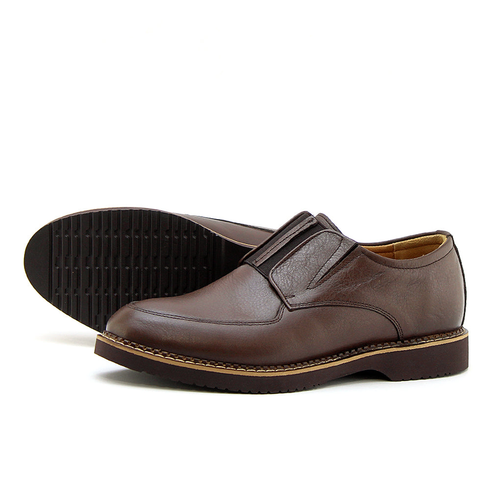 0122 chaussure confort en cuir marron