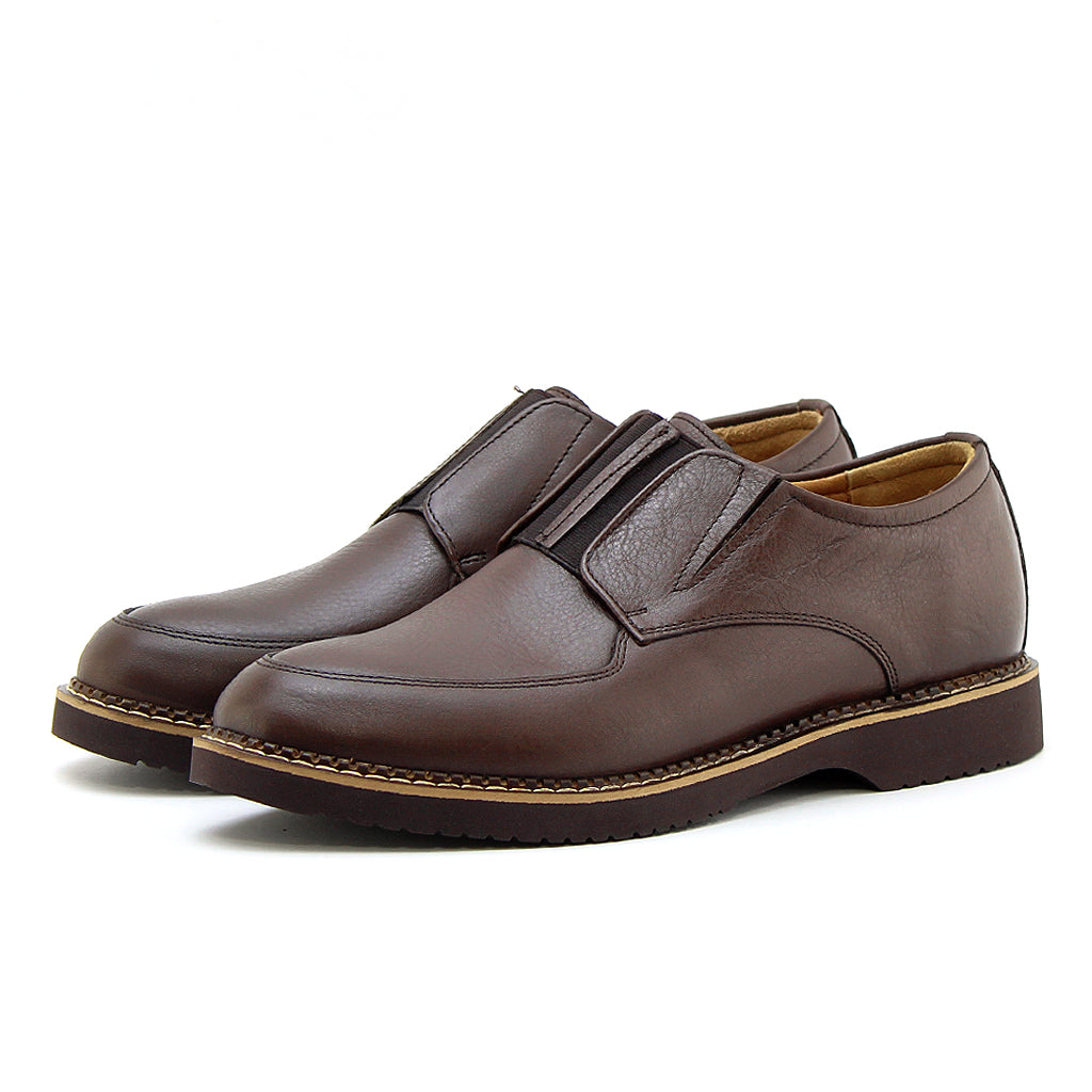 0122 chaussure confort en cuir marron