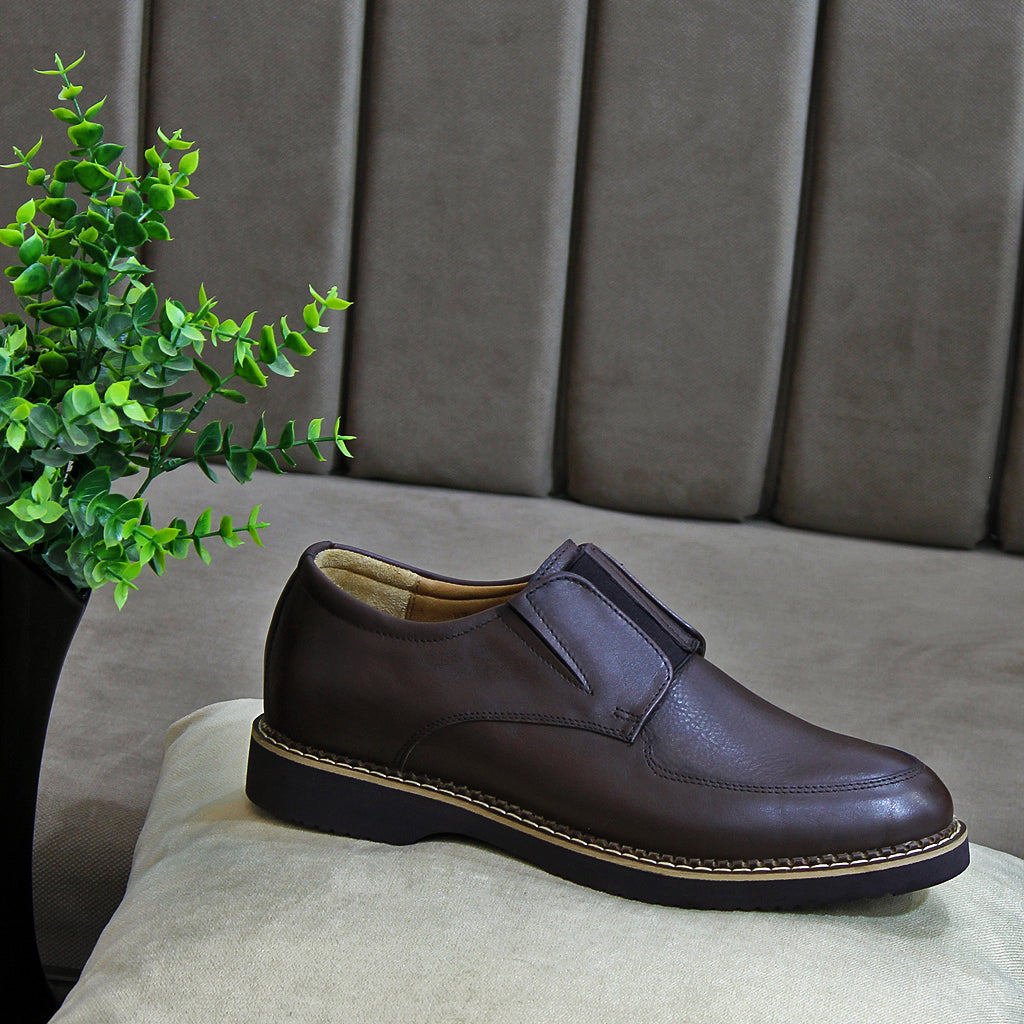 0122 chaussure confort en cuir marron