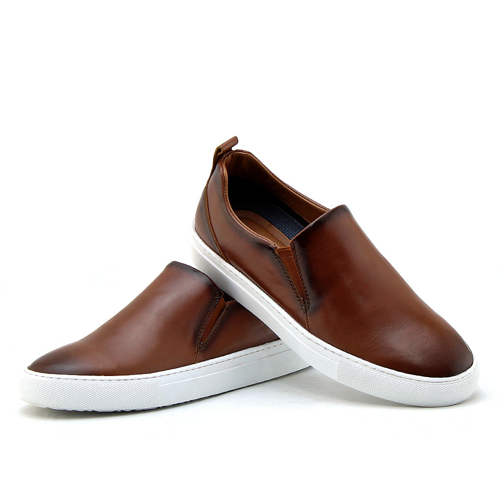 0142 Chaussure Sneaker Homme en cuir marron clair