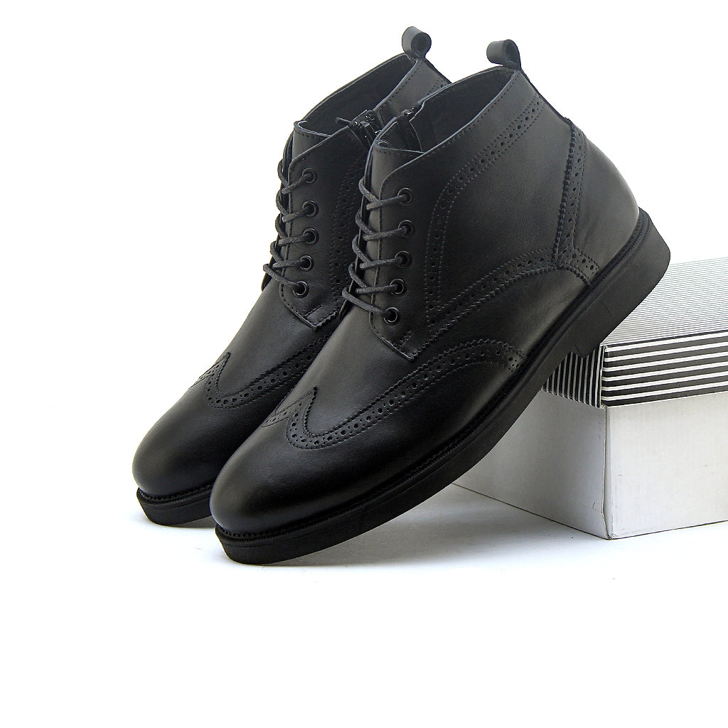 0100 chaussure en cuir noir