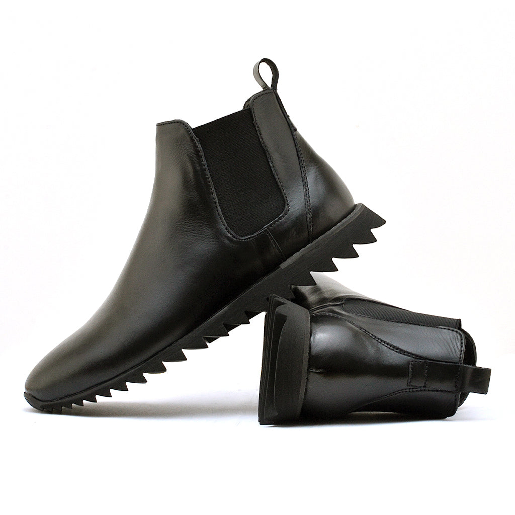 033 BOTTINE EN CUIR NOIR