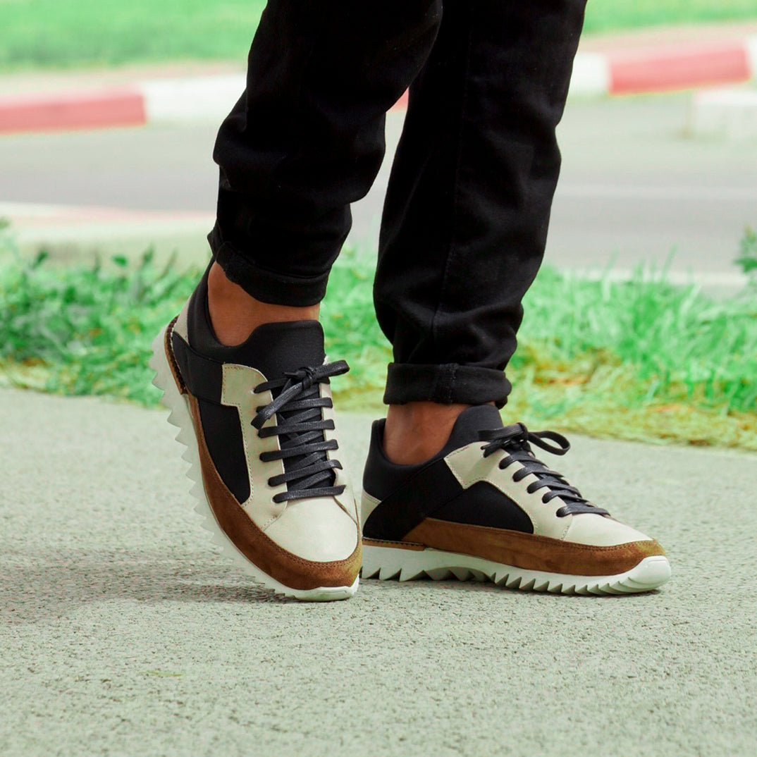 035 Chaussure Sneaker Homme en cuir beig