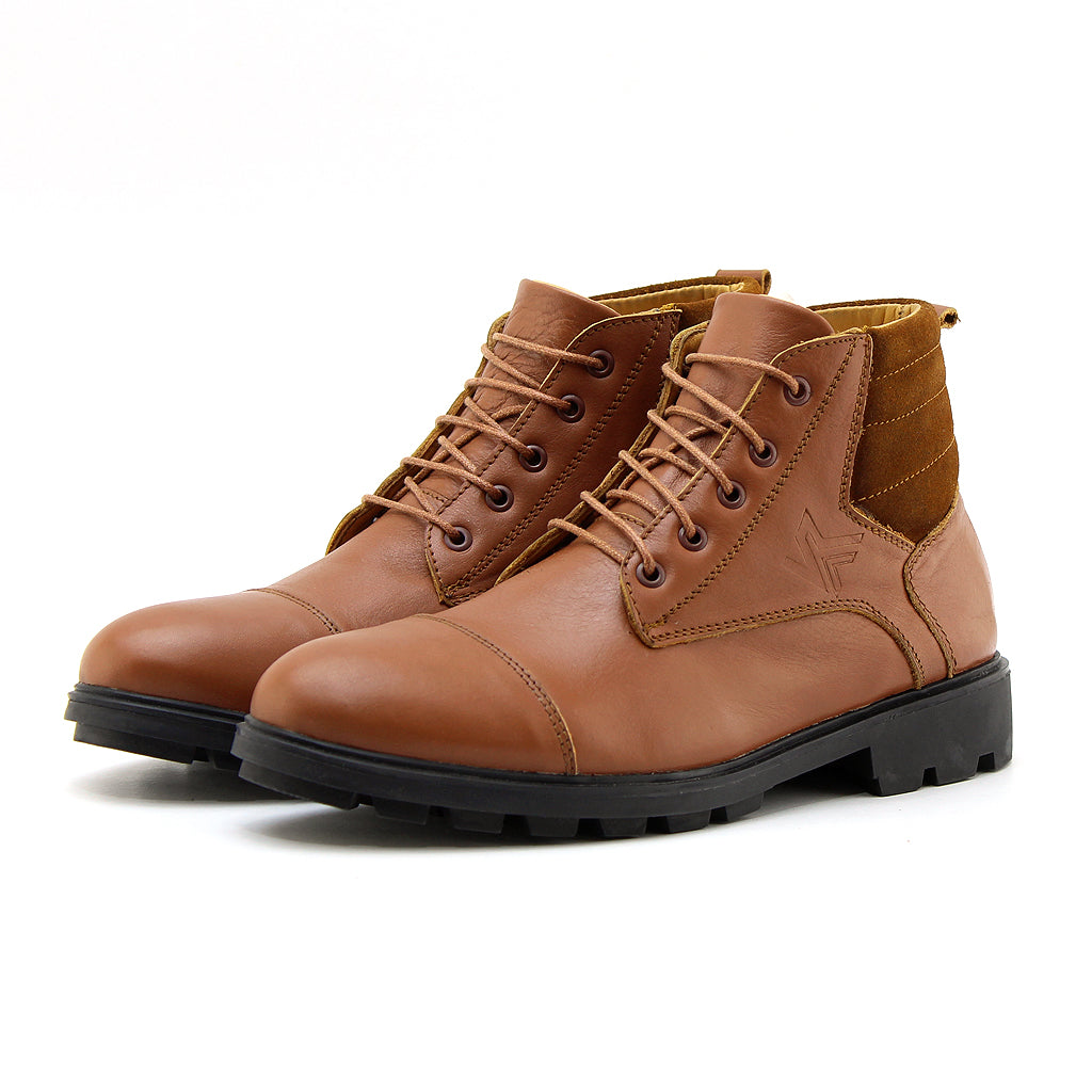 040 BOTTINE EN CUIR TABAC