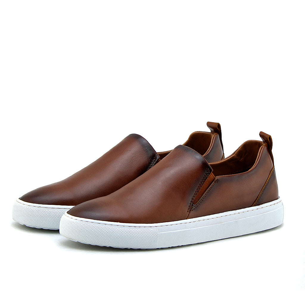 0142 Chaussure Sneaker Homme en cuir marron clair