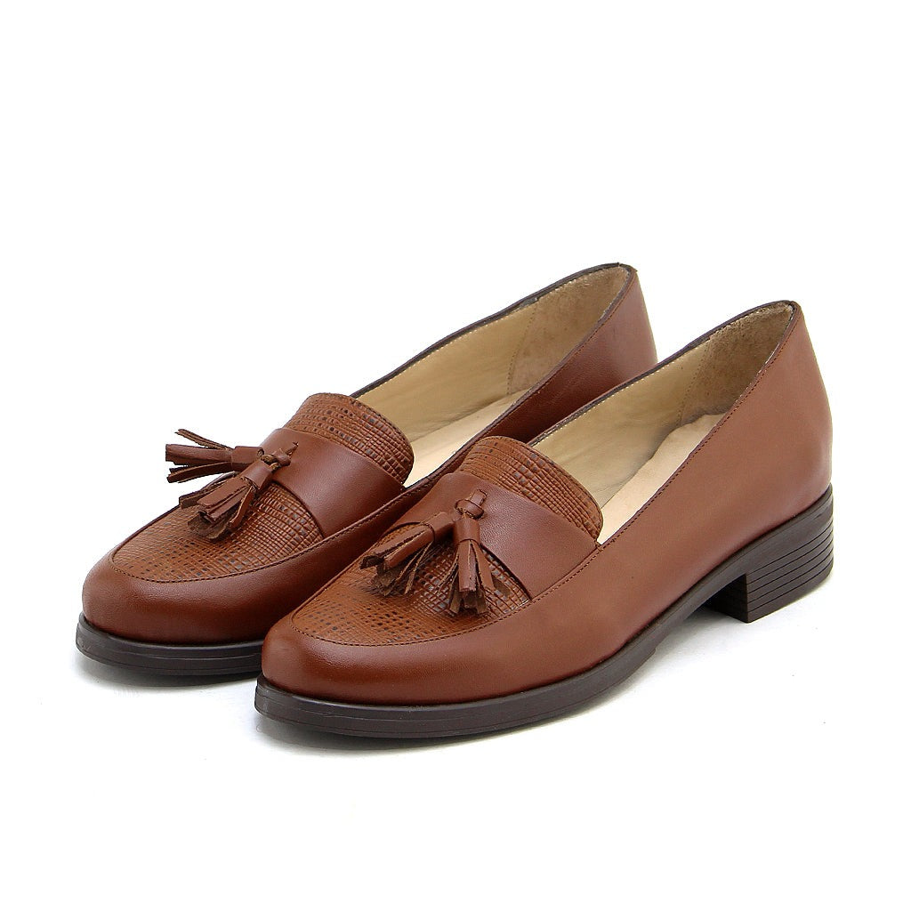 0546 chaussure femmes en cuir marron clair