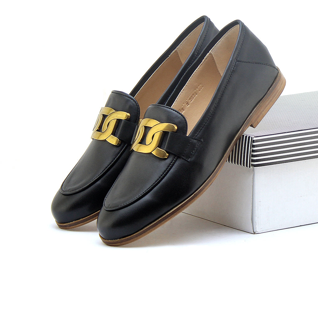 059 chaussure en cuir noir femme