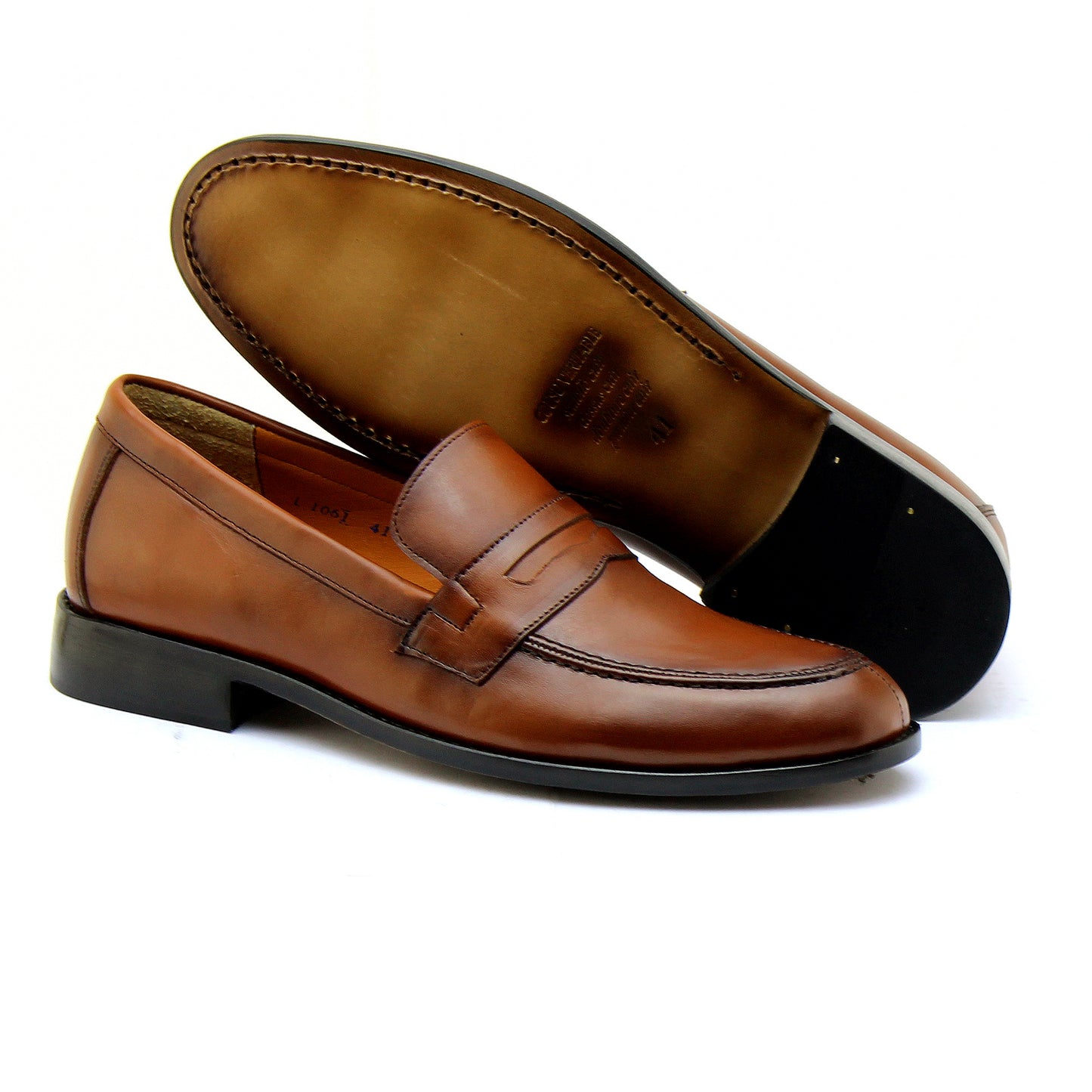 0620 CHAUSSURE EN CUIR MARRON