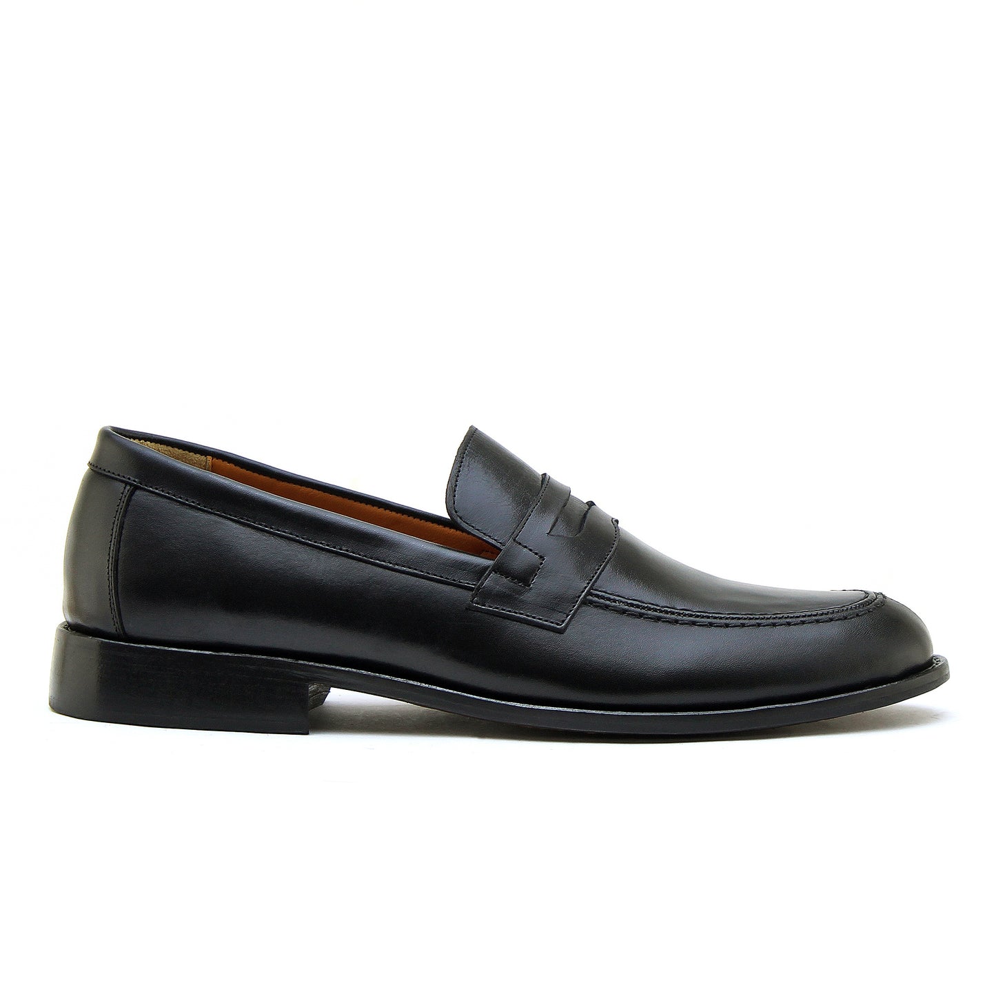 0620 CHAUSSURE EN CUIR noir