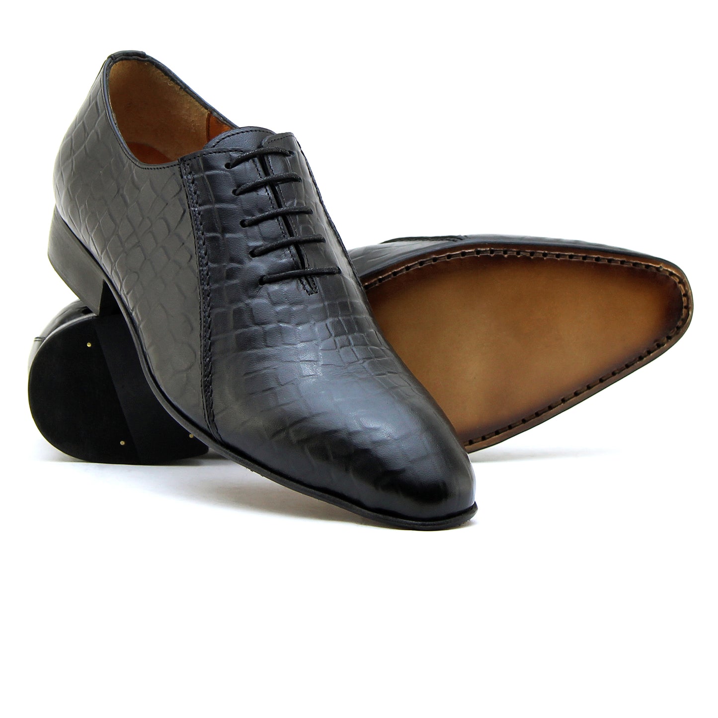 0627 CHAUSSURE EN CUIR NOIR