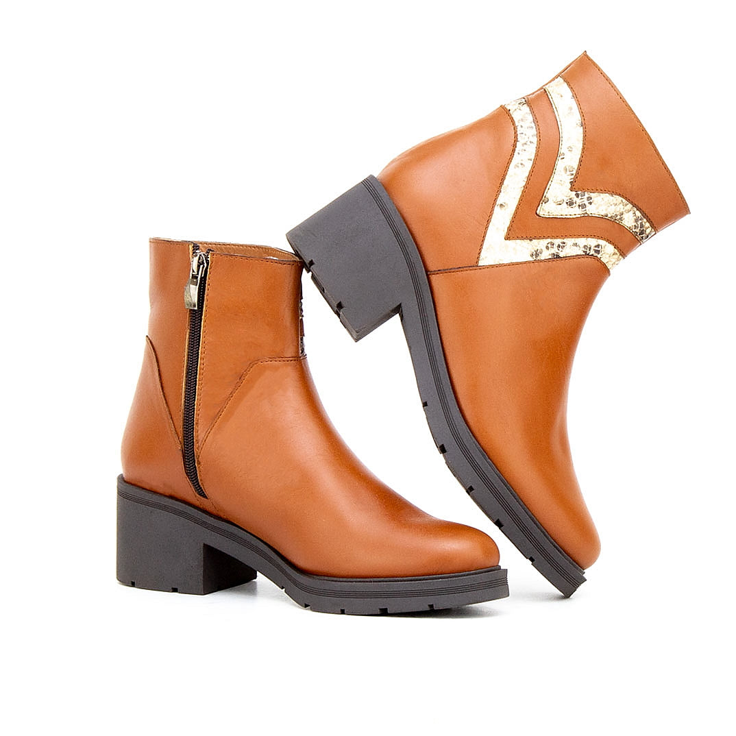 0596 BOTTINE EN CUIR TABAC FEMME