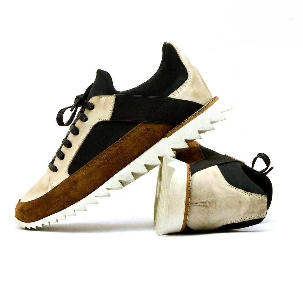 035 Chaussure Sneaker Homme en cuir beig