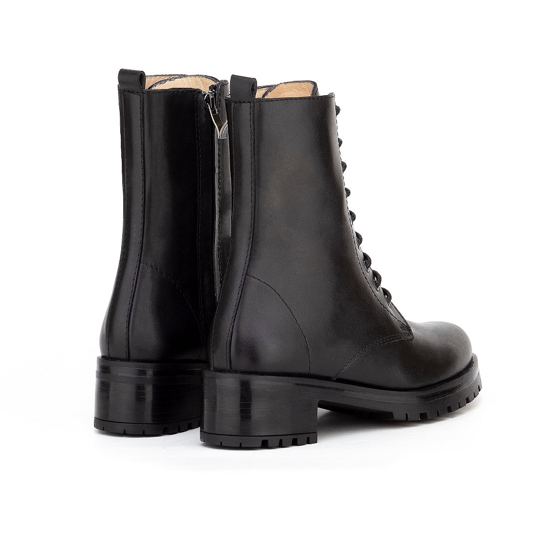 0188 bottine noir en cuir femme