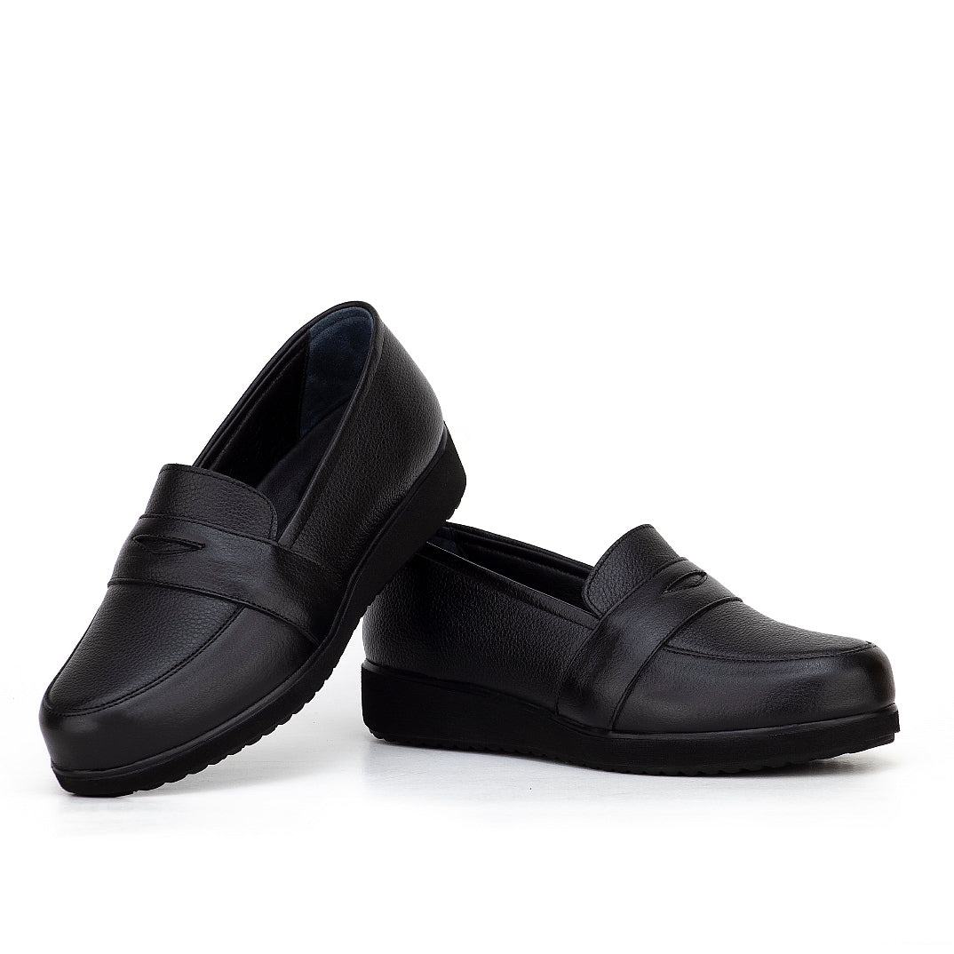 027 chauusre confort en cuir noir femme