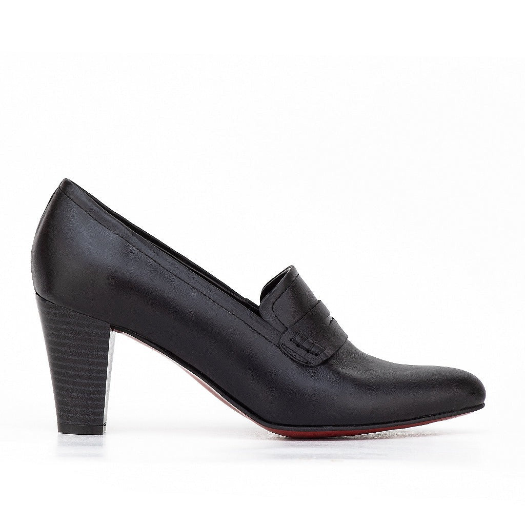 0520 chaussure femmes en cuir noir