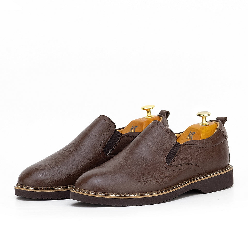 0131 chaussure confort en cuir marron