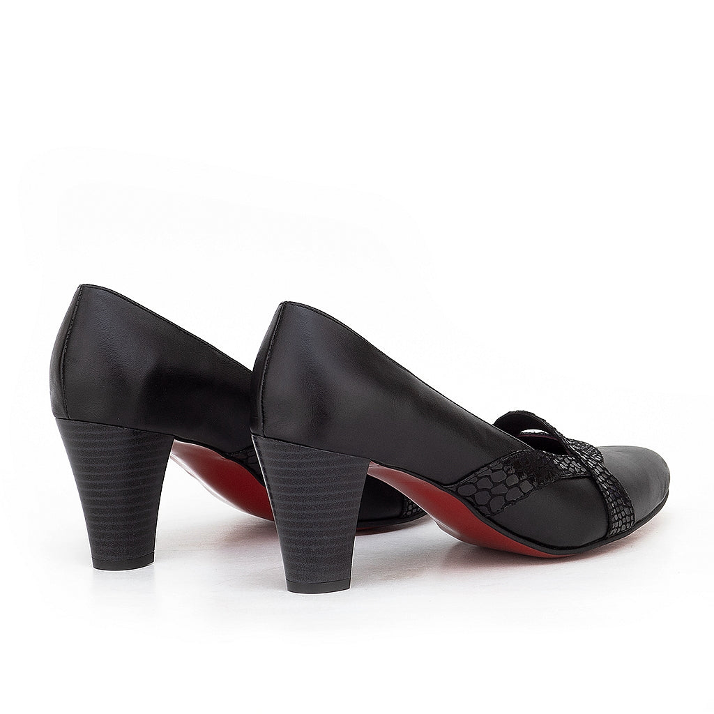 0626 chaussure femmes en cuir noir