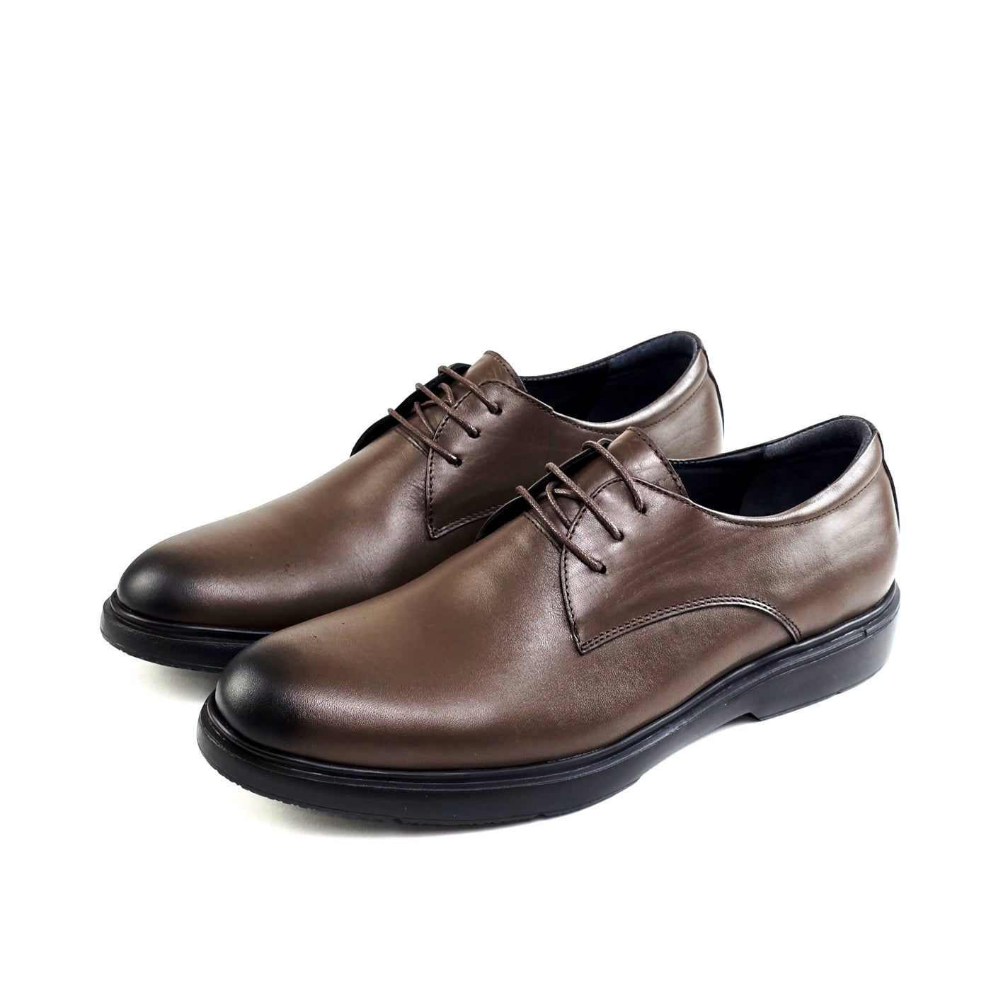 06 chaussure Richelieu confortable homme en cuir noir/marron