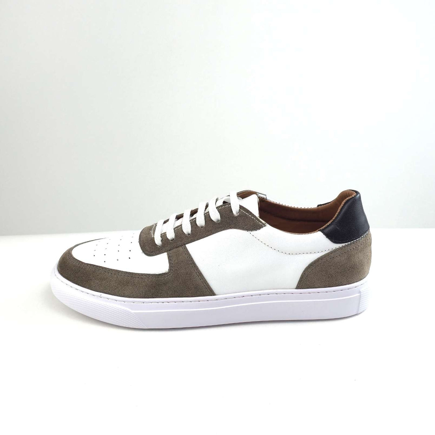 0161 Chaussure Sneaker Homme en cuir  blanc