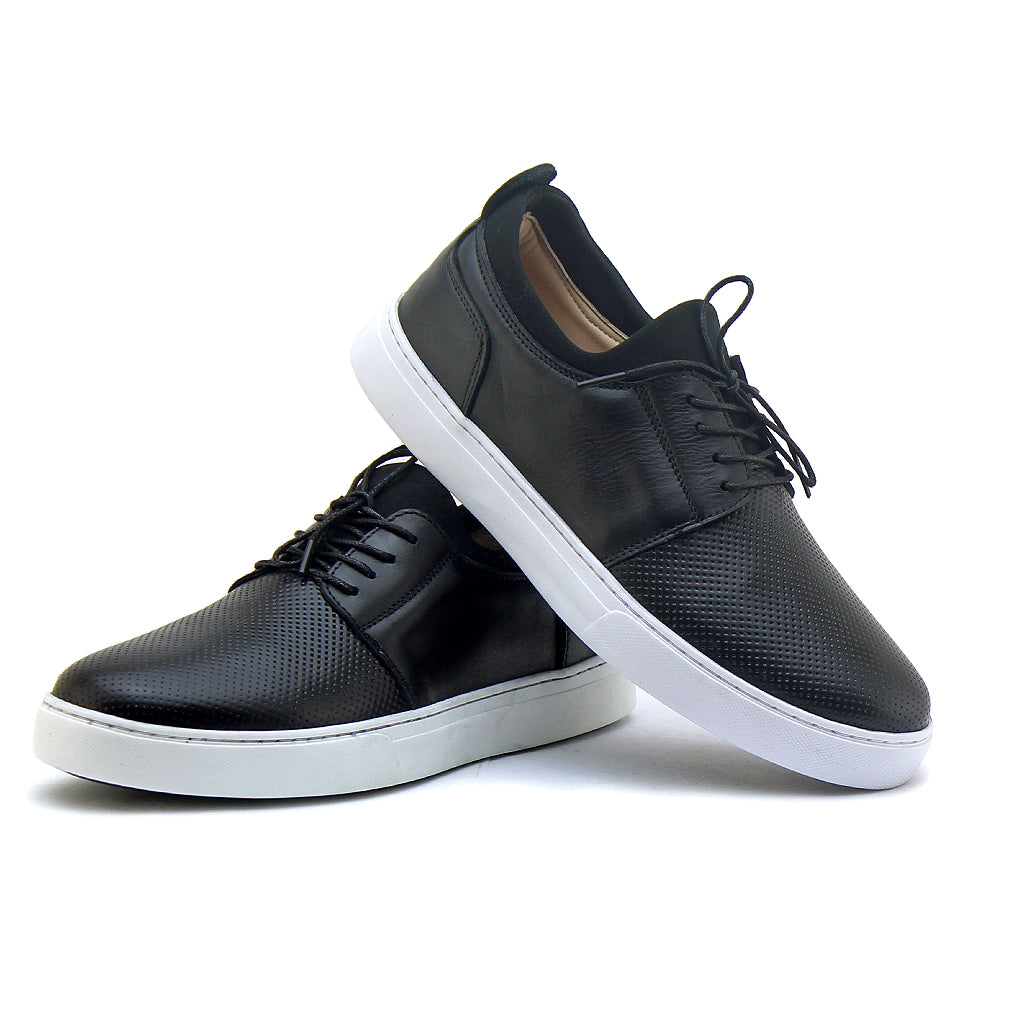 01 Chaussure Sneaker Homme en cuir noir