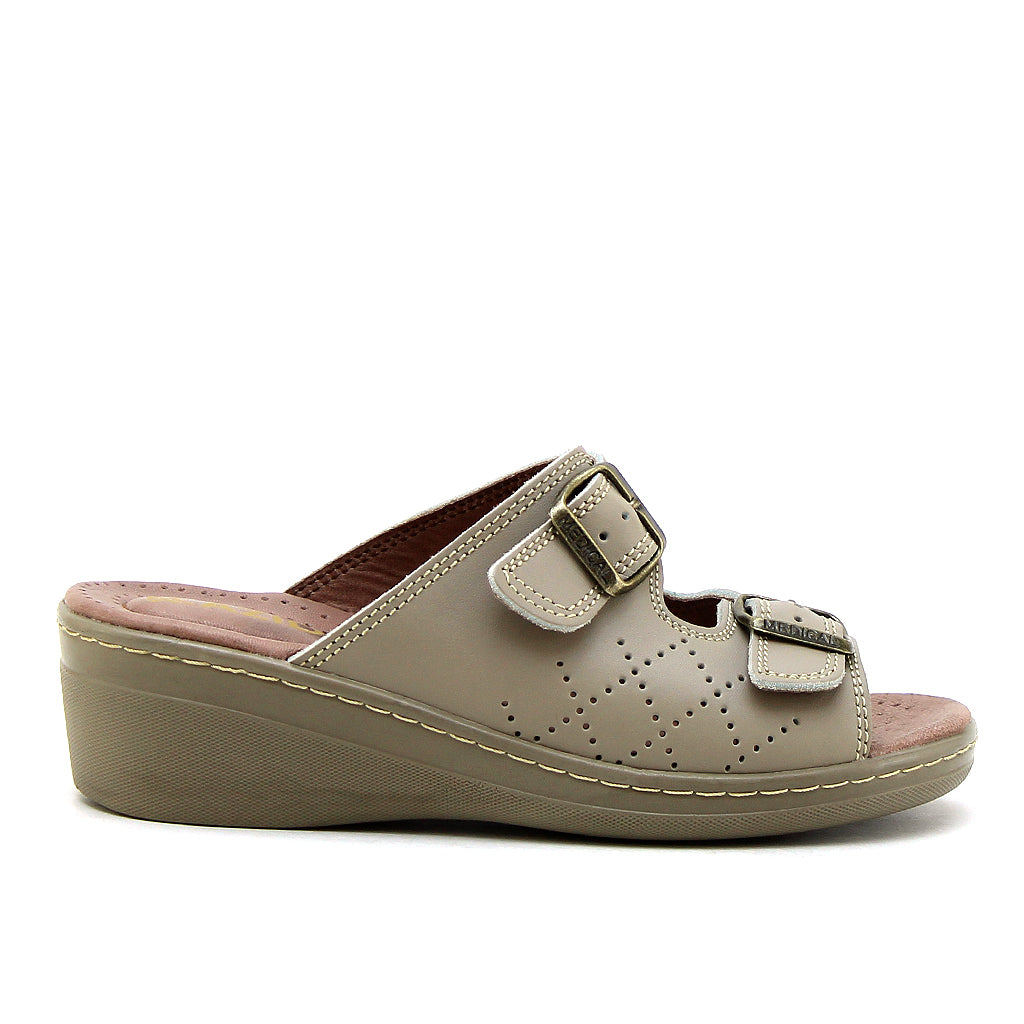 057 sandale médical femme en cuir sablé