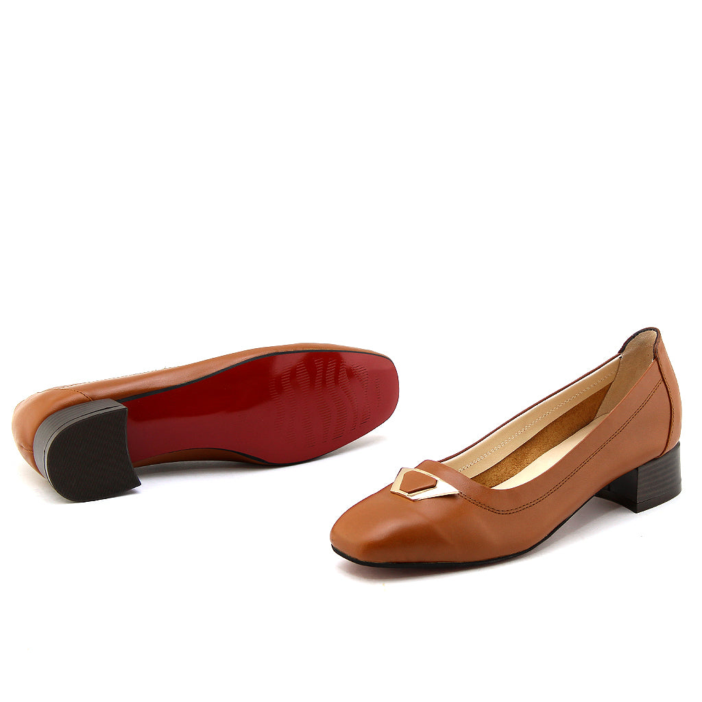 0512 chaussure femmes en cuir marron clair