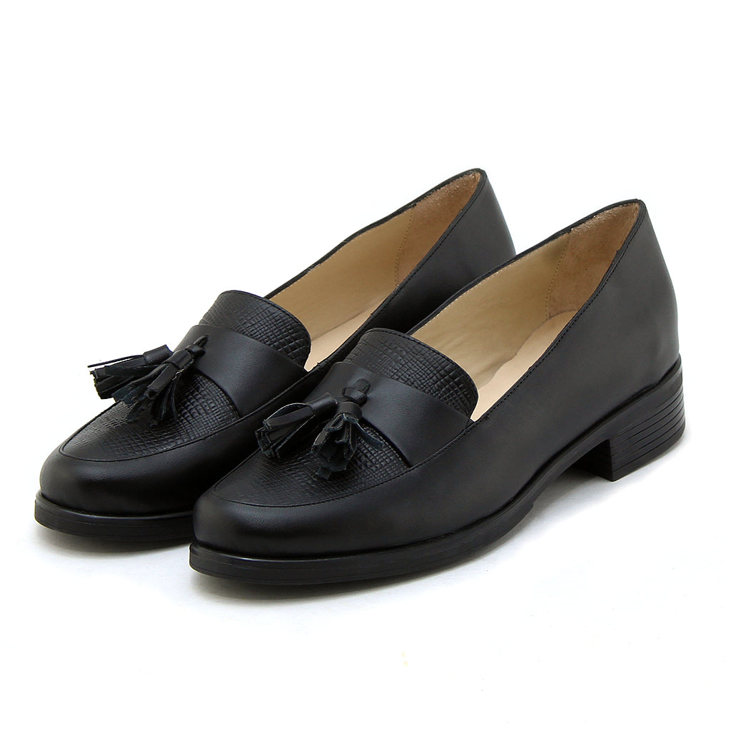 0546 chaussure femmes en cuir noir